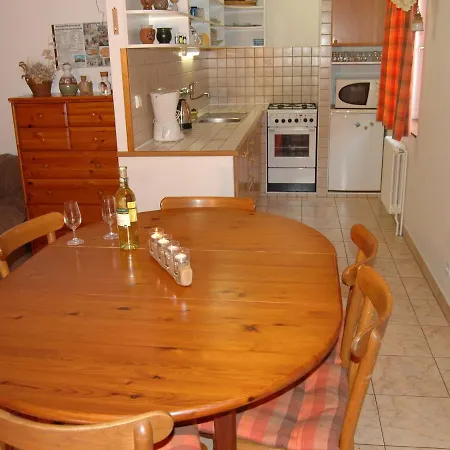 Spacious Holiday Near Bozkov With Terrace Bozkovska